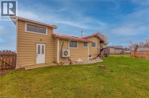 817 Lakeshore Road Selkirk ON N0A 1P0
