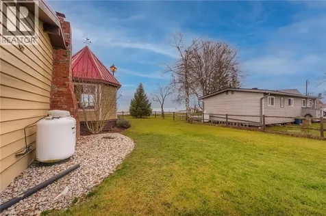 817 Lakeshore Road Selkirk ON N0A 1P0