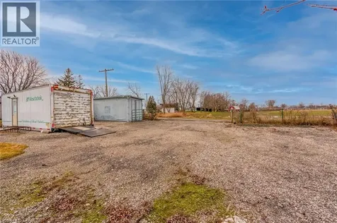 817 Lakeshore Road Selkirk ON N0A 1P0
