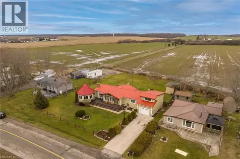 817 Lakeshore Road Selkirk ON N0A 1P0
