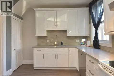 56 Kinrade Avenue Hamilton ON L8L 6L6