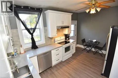 56 Kinrade Avenue Hamilton ON L8L 6L6