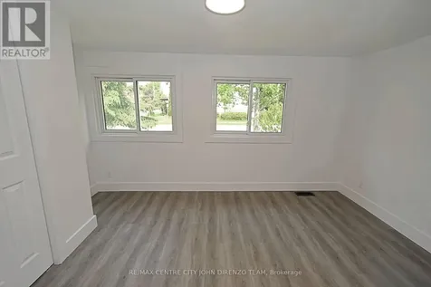 52 Woodworth Avenue St. Thomas ON N5P 3J8