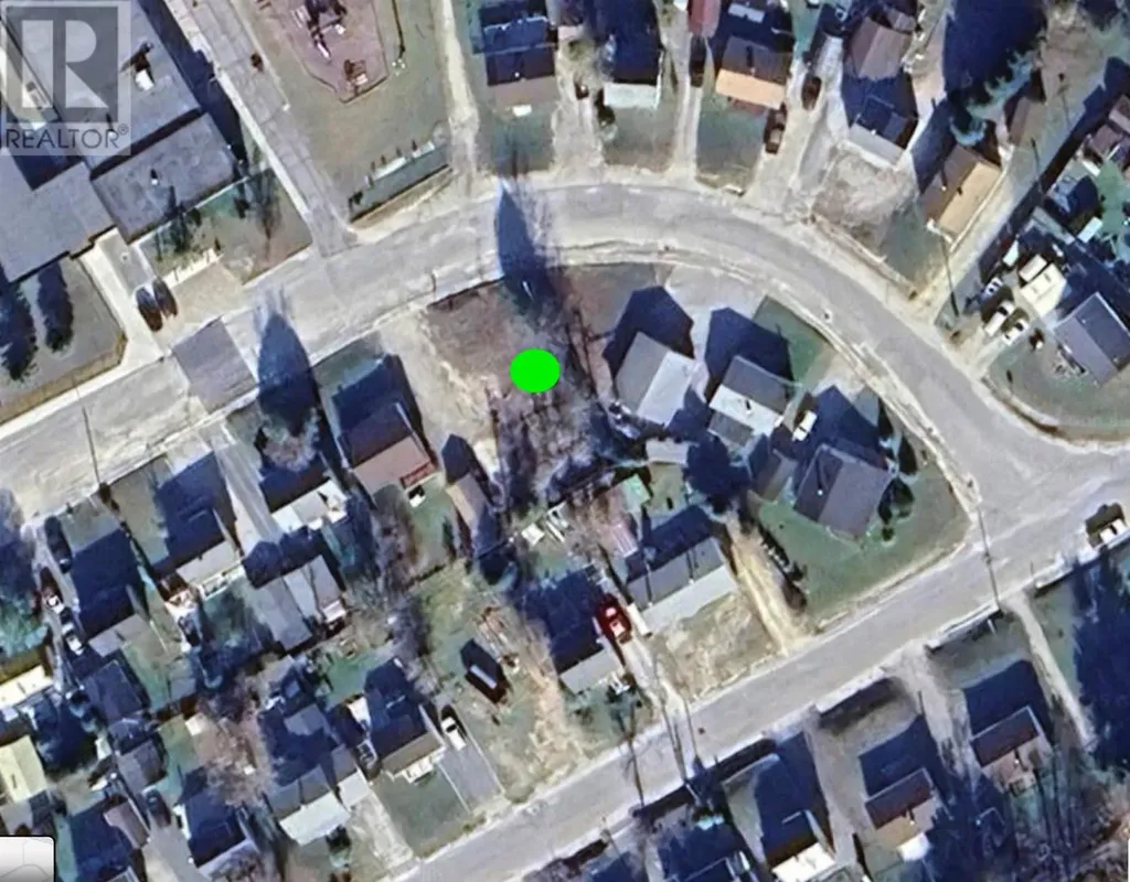 8 Wenonah Drive Manitouwadge ON P0M 1K0