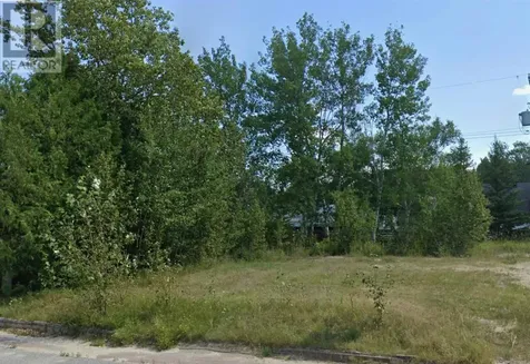 8 Wenonah Drive Manitouwadge ON P0M 1K0