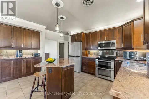 235 Broadview Drive Pembroke ON K8A 2A1
