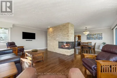 235 Broadview Drive Pembroke ON K8A 2A1
