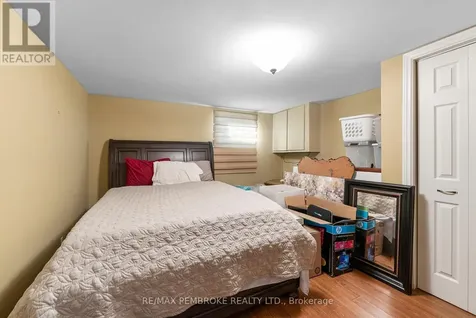 235 Broadview Drive Pembroke ON K8A 2A1