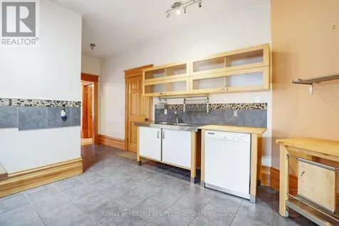94 Argyle Street North Renfrew ON K7V 1S9