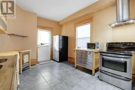 94 Argyle Street North Renfrew ON K7V 1S9