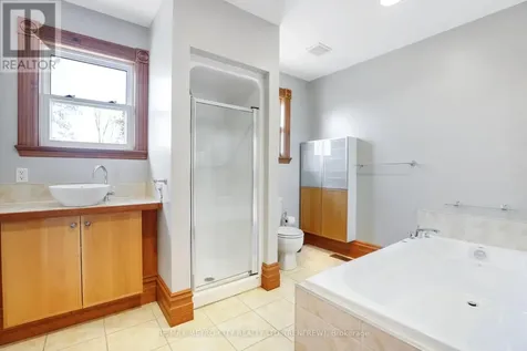 94 Argyle Street North Renfrew ON K7V 1S9