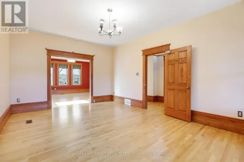 94 Argyle Street North Renfrew ON K7V 1S9