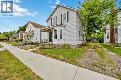 173 Brock Street South Sarnia ON N7T 2W3