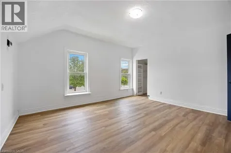 173 Brock Street South Sarnia ON N7T 2W3