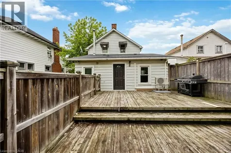 173 Brock Street South Sarnia ON N7T 2W3