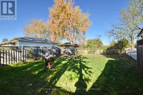 5 Brock Crescent Collingwood ON L9Y 4A4