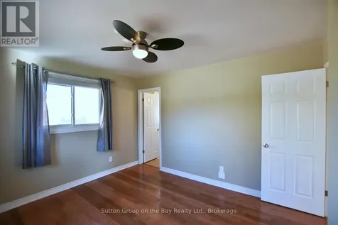 5 Brock Crescent Collingwood ON L9Y 4A4