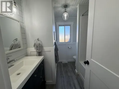 25 Brooks Street Manitouwadge ON P0T 2C0