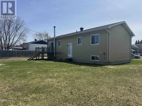 25 Brooks Street Manitouwadge ON P0T 2C0
