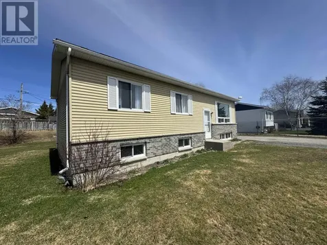 25 Brooks Street Manitouwadge ON P0T 2C0