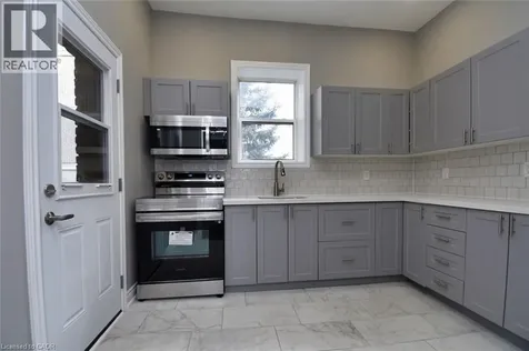 98 Duke Street Hamilton ON L8P 1X5
