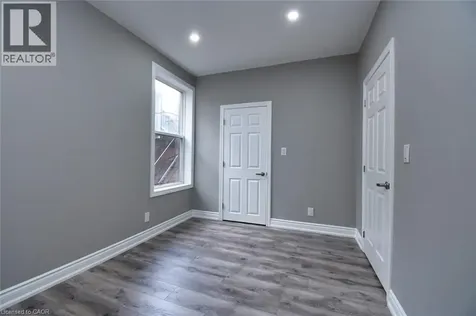 98 Duke Street Hamilton ON L8P 1X5