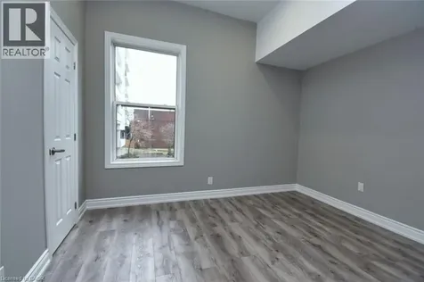 98 Duke Street Hamilton ON L8P 1X5