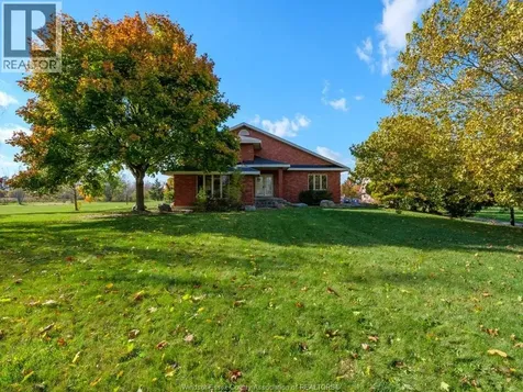 2495 Division Road North Kingsville ON N9Y 2E5