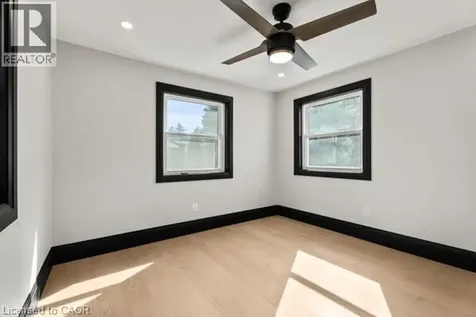 105 Rothsay Avenue Hamilton ON L8M 3G3