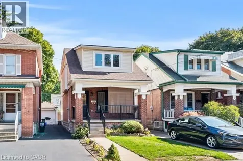 105 Rothsay Avenue Hamilton ON L8M 3G3