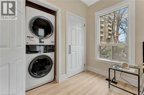 142 Sanford Avenue North Hamilton ON L8L 5Z5