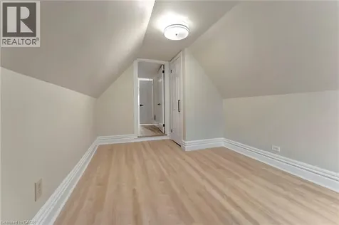142 Sanford Avenue North Hamilton ON L8L 5Z5