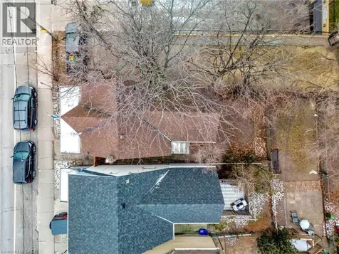 142 Sanford Avenue North Hamilton ON L8L 5Z5