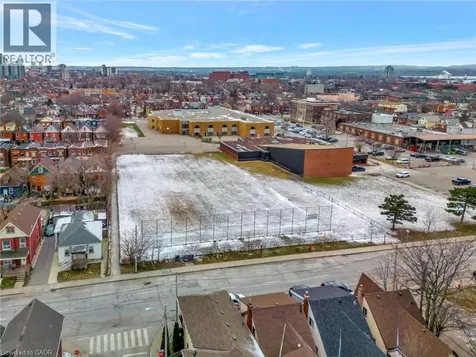 142 Sanford Avenue North Hamilton ON L8L 5Z5