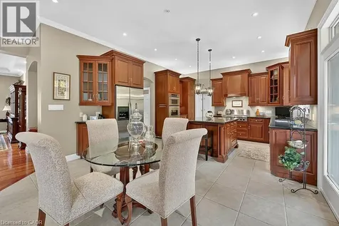 27 Sun Avenue Dundas ON L9H 5A6