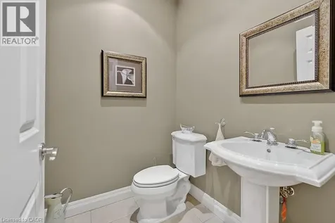 27 Sun Avenue Dundas ON L9H 5A6