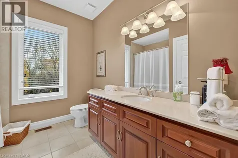 27 Sun Avenue Dundas ON L9H 5A6