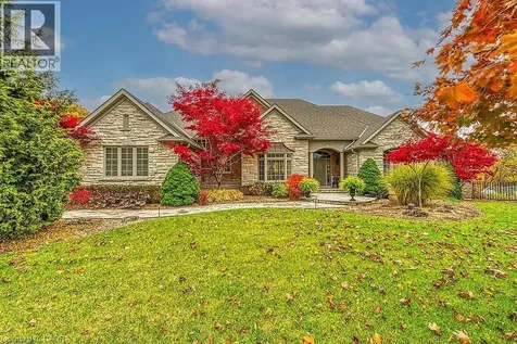 27 Sun Avenue Dundas ON L9H 5A6