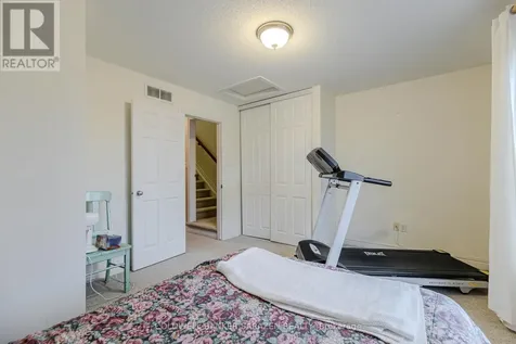 160 Paseo Private Ottawa ON K2G 4N7