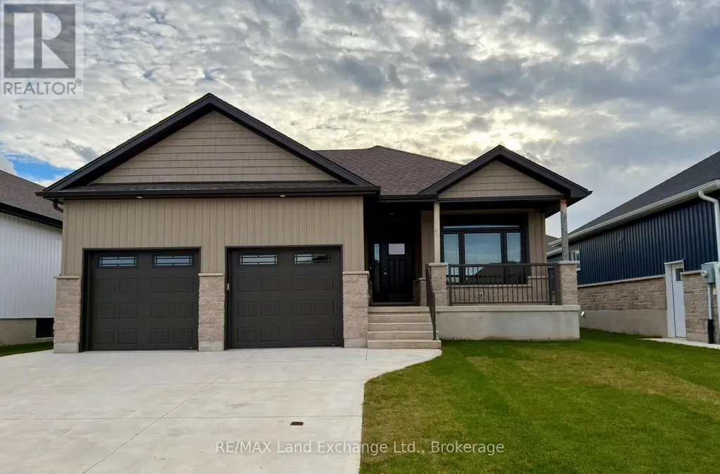 155 Westlinks Drive Saugeen Shores ON N0H 2C3
