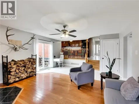 18 Pavarotti Court Hamilton ON L8G 4P8