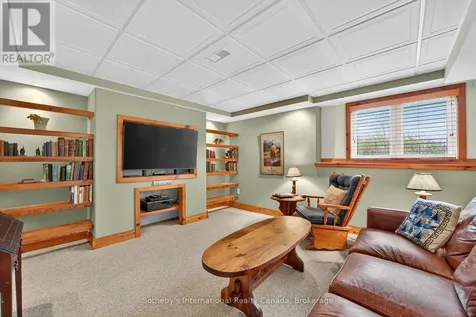 108 Ridgecrest Lane Meaford ON N0H 2P0