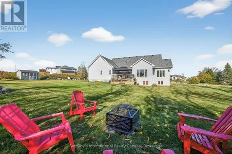 108 Ridgecrest Lane Meaford ON N0H 2P0