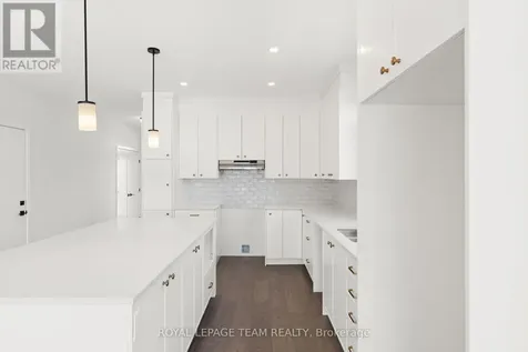 1054 Turner Drive Brockville ON K6V 0G8