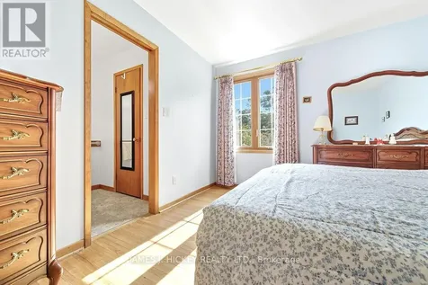 116 Frontenac Crescent Deep River ON K0J 1P0