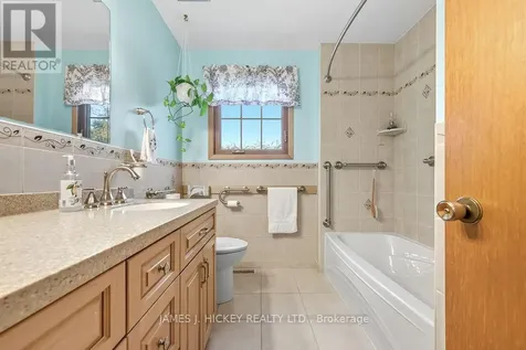 116 Frontenac Crescent Deep River ON K0J 1P0
