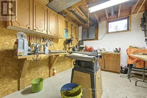 116 Frontenac Crescent Deep River ON K0J 1P0