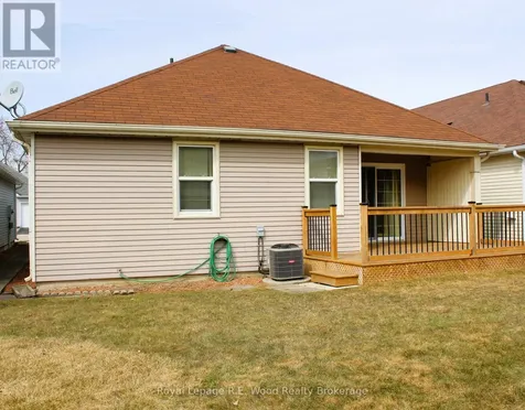 58 Hawkins Crescent Tillsonburg ON N4G 5K7
