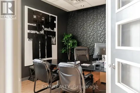 424 Catherine Street Ottawa ON K1R 5T8