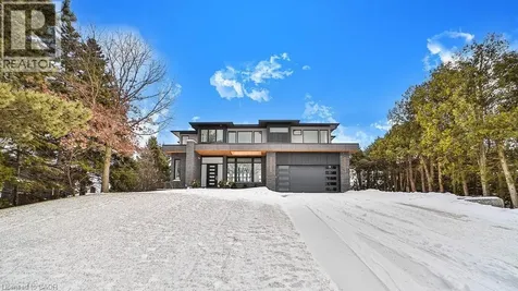 2284 Sideroad 1 Burlington ON L7P 0S7